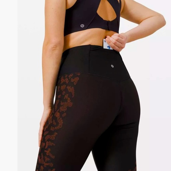 Lululemon Mapped out High Rise tight 28โ-black with orange/res camo-size 4 - Picture 5 of 16